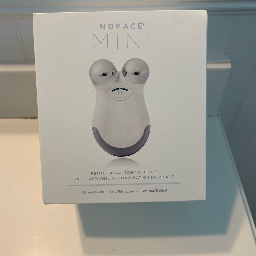 NuFace Mini Facial Toning Device - White and Silver